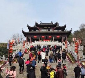 清远湖北旅游攻略(七月湖北旅游攻略)