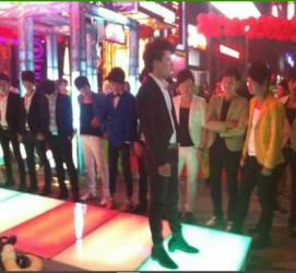 清远深圳夜总会伴游模特雇用(深圳KTV模特雇用)