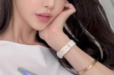 清远全国在线兼职女伴游联系人(富婆中介2717281818)