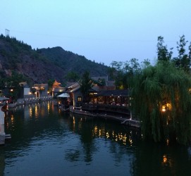 清远古北水镇攻略(古北水镇温泉攻略)