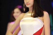 清远成都特大模特兼职**(成都服拆模特兼职是实的吗)