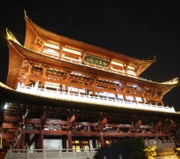 清远长沙旅游攻略(长沙旅游攻略景点必去长沙美食街)