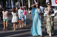 清远上海商务伴游男雇用(上海雇用高端伴游一天20万)