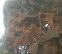 清远乐山旅游攻略(乐山旅游攻略自由行路线推荐)