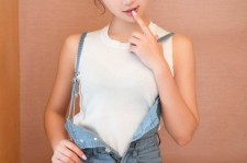 清远包含上海兼职女伴游模特预约小薇微信的词条