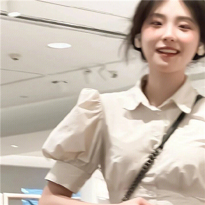 清远高端纯出女孩雇用(高端名媛定造)奢华游艇豪侈生活月入50W