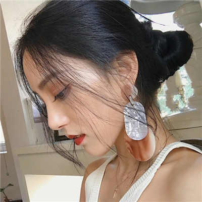 清远伴游女生张悦然的资料