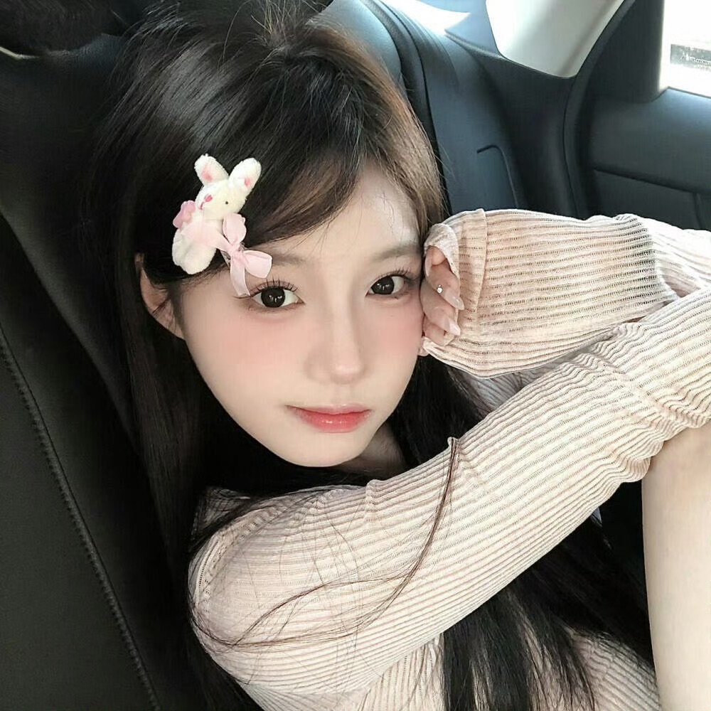 清远伴游女生沈欣白的资料