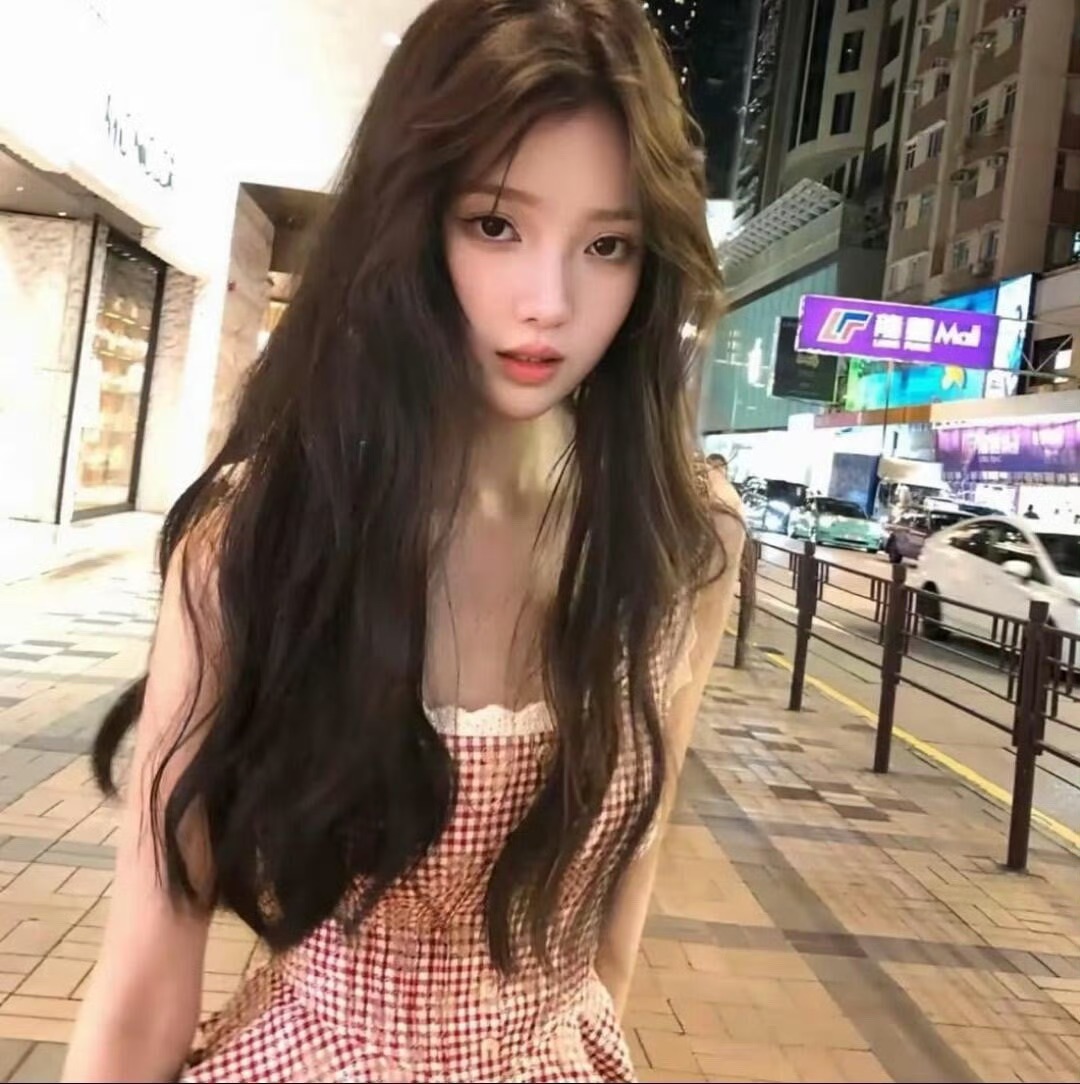 清远伴游女生​王梦瑶的资料