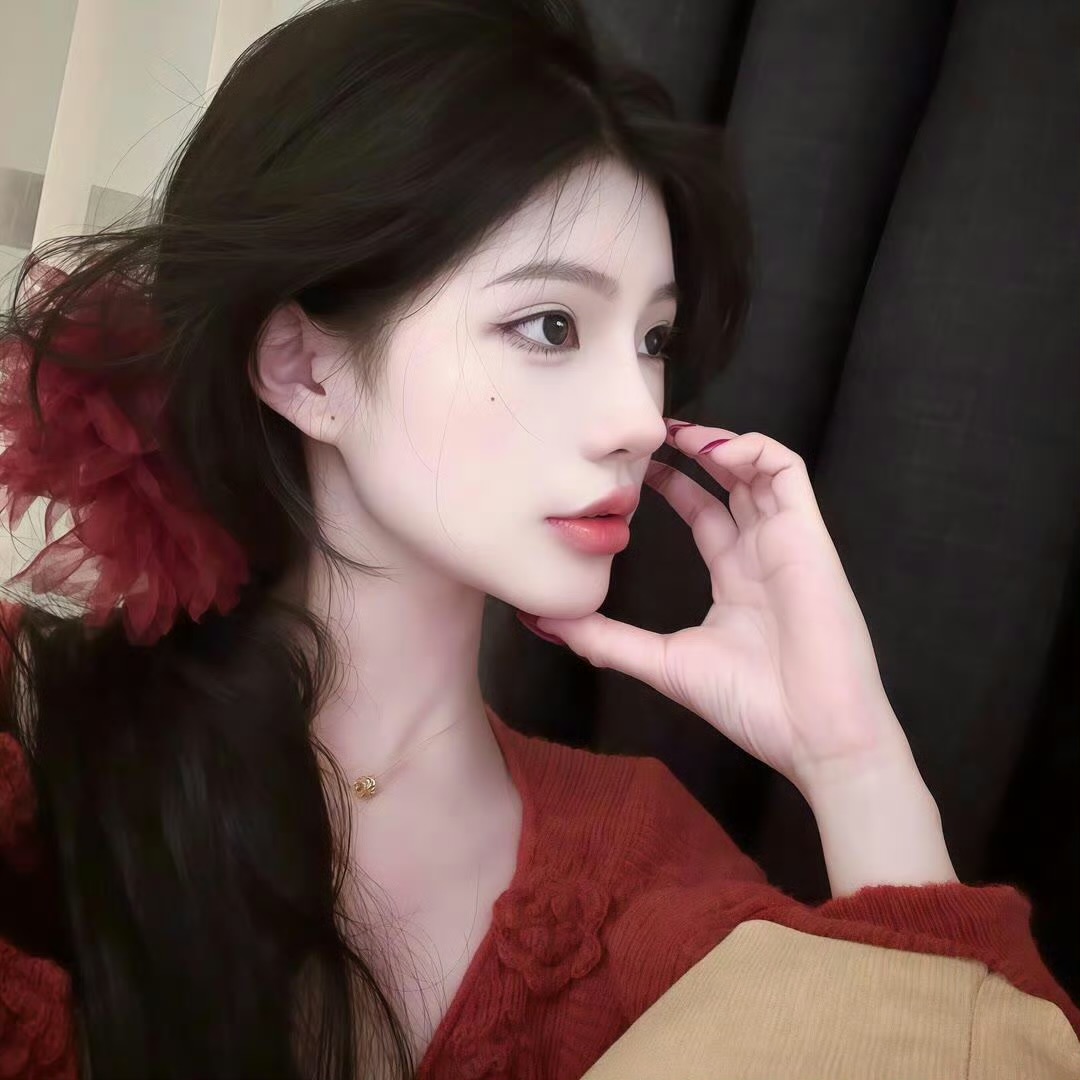 清远伴游女生周雅雯的资料
