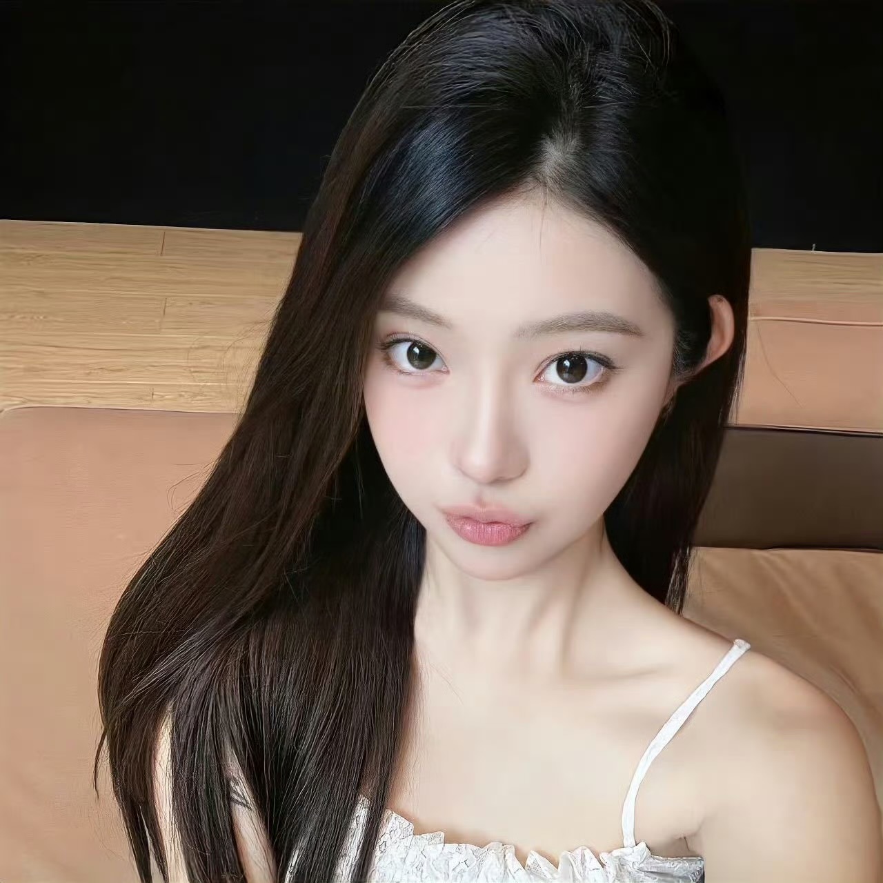 清远伴游女生Olivia Wang的资料