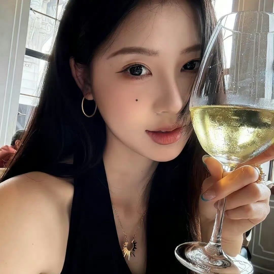 清远伴游女生 | 张诗涵的资料