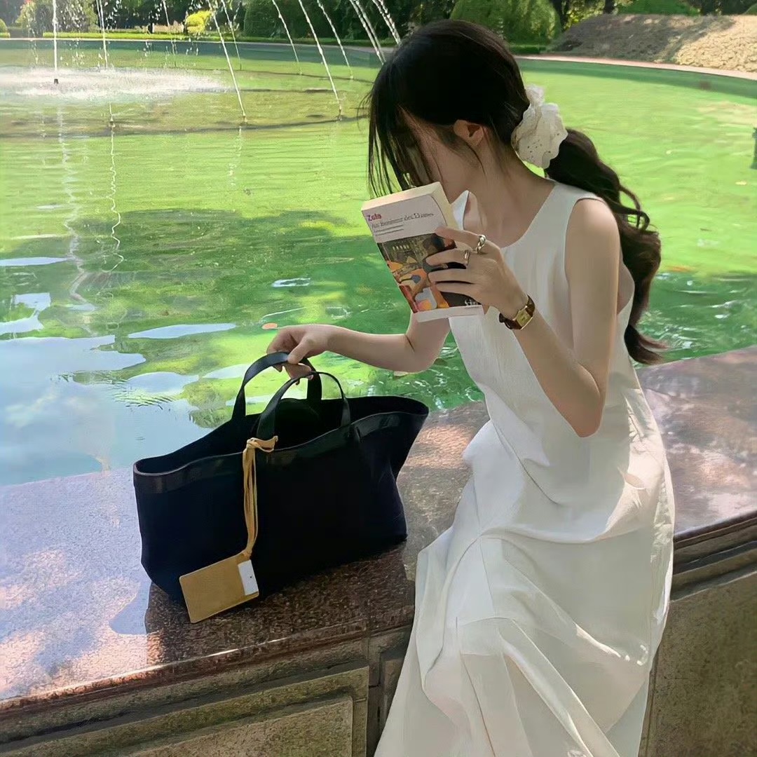 清远艺术伴游女生 | 芮美的资料